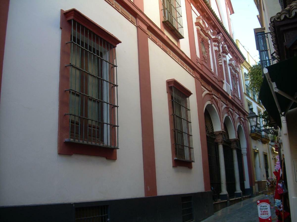 Toreros De 5 Pax Seville